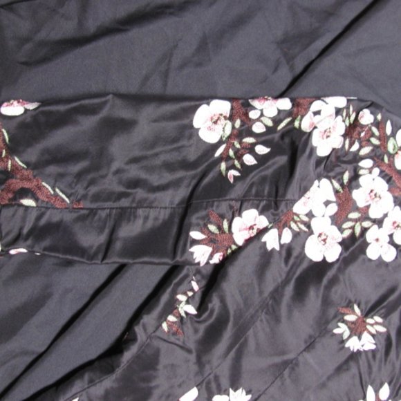 COLLETTE DINNIGAN SILK BLAZER  3D CHERRY BLOSSOM - Picture 9 of 12